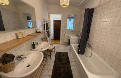 Erfurt Old Town Apartamento | Ferienwohnung Zum Leoparden im Herzen von Erfurt - über 100qm