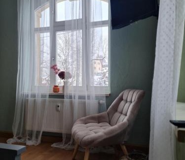 Lichtenhain Apartamento | Ferienwohnung zur Linde