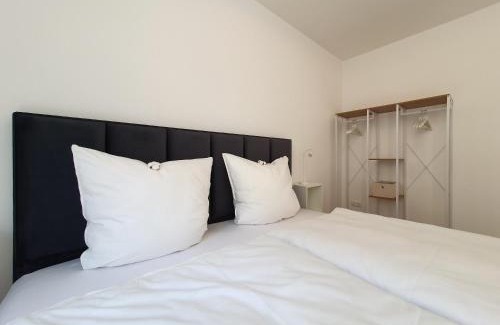 Cottbus Apartamento | Ferienwohnungen am Theater - modern, zentral und ruhig mit Küche, Waschtrockner, Netflix, Wlan und Parkplatz- 2 Zimmer, 52 qm