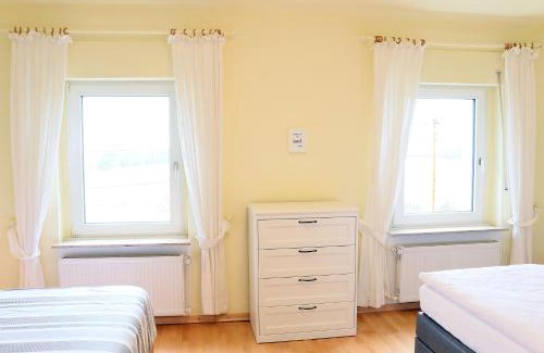 Breite Apartamento | Ferienwohnungen Domblick-Herkenrath