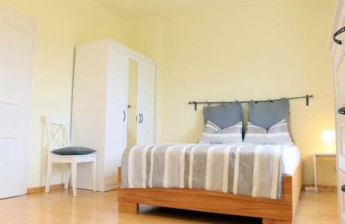 Breite Apartamento | Ferienwohnungen Domblick-Herkenrath