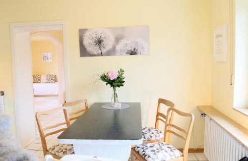 Breite Apartamento | Ferienwohnungen Domblick-Herkenrath