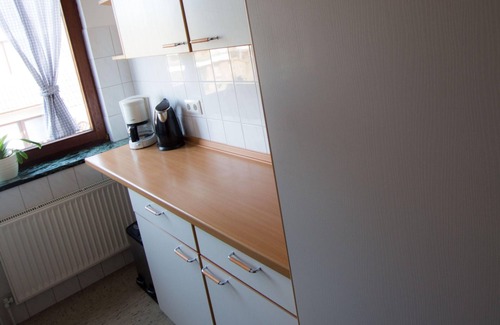 Neue Tiefe Apartamento | Ferienwohnungen Neue Tiefe - Wohnung Kleiderbügel