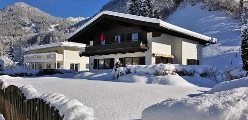 Lofer Apartamento | Ferienwohnungen Schweinöster