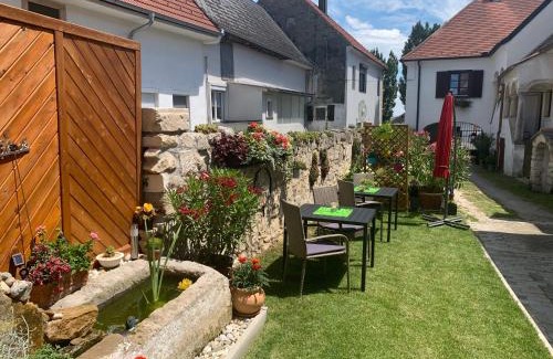 Morbisch am See Apartamento | Ferienwohnungen zum Briefmarkenhaus
