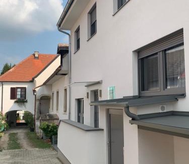 Morbisch am See Apartamento | Ferienwohnungen zum Briefmarkenhaus