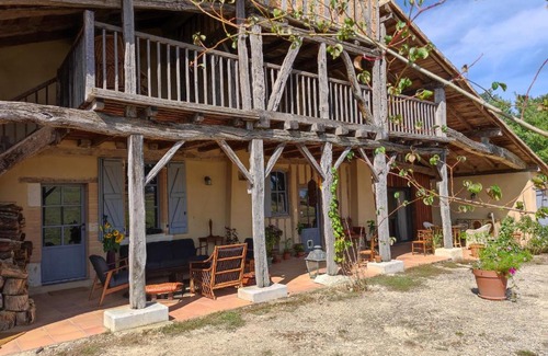 Lavit Cama Y Desayuno | Ferme ahoco chambre d'hôtes résidence d'artistes