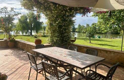 Castet-Arrouy Casa | Ferme rénovée 6 chambres, vue sur lac et piscine