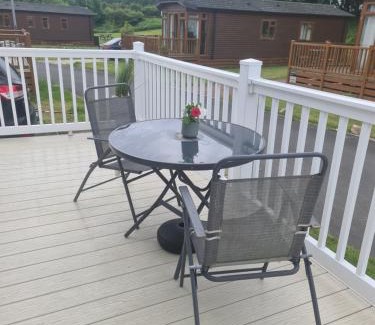 Morpeth Otro | Fern Lodge Holiday Lets presents Ruby Lodge