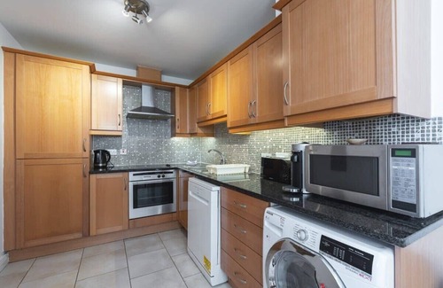 Stepaside Apartamento | Dublín en casa Ferncourt