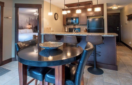East Kootenay Condominio | Fernie - Timberline Lodges Spruce 211