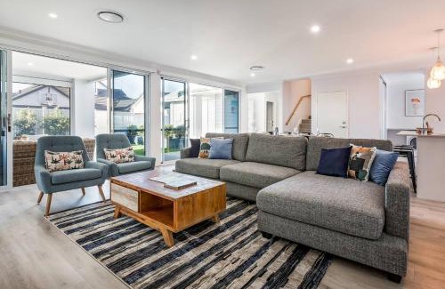 Geographe Casa | Fernweh - A Generous Hamptons-style Beachside Escape