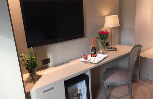 Castenedolo Hotel | Ferretti MajesticHouse