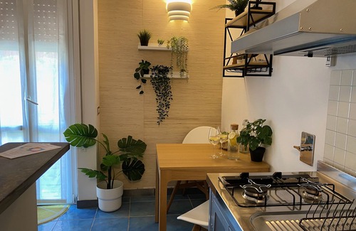 Cinque Terre Apartamento | Fetta di Limone Apartment with AC