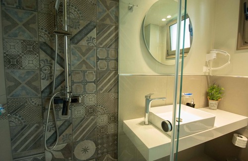 Agia Galini Hotel | Fevro Hotel