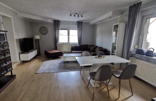 Cottbus Apartamento | FeWo 100m2 Cottbus-Merzdorf 2xBad