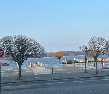 Ribnitz-Damgarten Apartamento | FeWo Akri