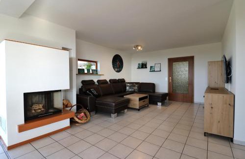 Eisenbach Apartamento | Fewo "Alpenliebe" im Haus Fritz, 3 Schlafzimmer, E-Auto-Ladestation, Eisenbach, Titisee