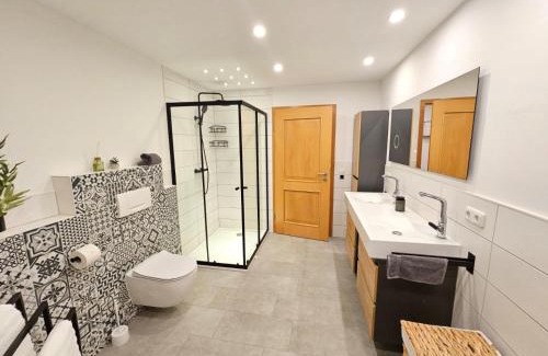 Reppner Apartamento | Fewo am See, Ferienhaus, 7 Schlafzimmer, Waschmaschine, Businesswohnung