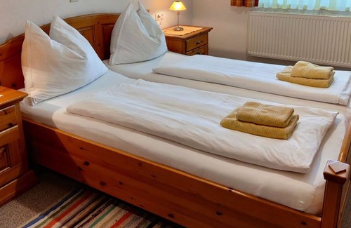 Sankt Georgen im Attergau Apartamento | Fewo Kalvarienberg - Frühstückspension Holzapfel