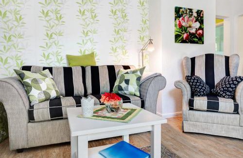 Deinste Apartamento | Fewo Birkenallee - Apfel