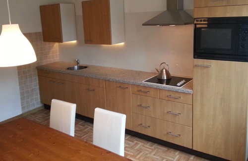Landau Apartamento | Apartamento, planta baja de 70 m2, baño de 2ZKB con bañera, 5 camas