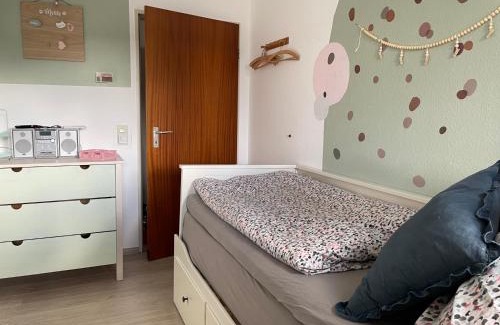 Niedersfeld Apartamento | FeWo Dorfblick mit 2 SZ, WLAN, Balkon & Ski- oder eBike Keller