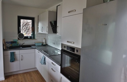 Bad Freienwalde Apartamento | Fewo EG am Fluss mit Terrasse - Eine Grüne Oase