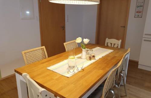 Bleiwasche Apartamento | FeWo Frühling in der Villa Waldrand mit großem Garten