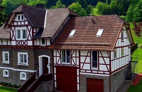 Schwalefeld Apartamento | Fewo Iberg in the former forest house