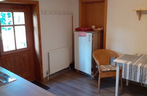 Weitramsdorf Apartamento | FeWo in the green by the lake - golfers, hikers, Al Pakka hiking ,, time-out seekers ..
