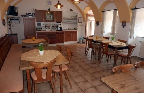 Wildenranna Apartamento | Apartamento con balcón para 2 personas con desayuno posible.