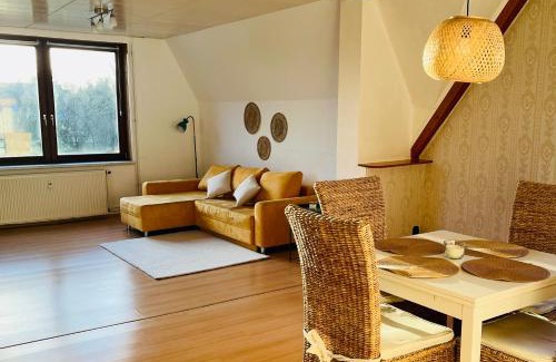 Mittelfeld Apartamento | Fewo mit Balkon neben Uni