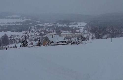 Baerenstein Apartamento | Fewo mit Fichtelberg und Keilbergblick