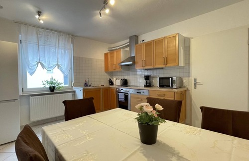 Reutlingen Apartamento | Fewo Reutlingen Heinestrasse