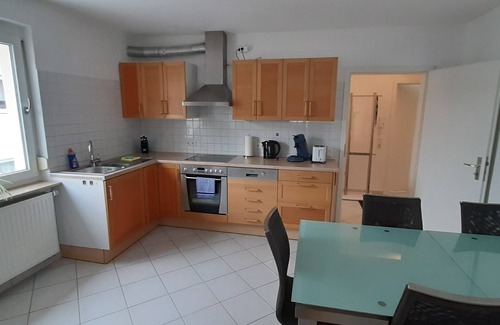 Reutlingen Apartamento | Fewo Reutlingen Heinestrasse