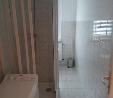 Stadtrandsiedlung Apartamento | FeWo s Runde Wiese LL
