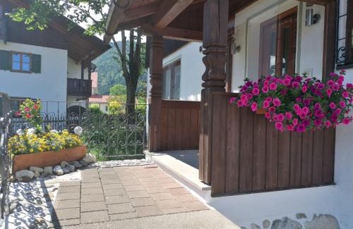 Unterammergau Apartamento | FeWo Steckenbergblick/Gästecard