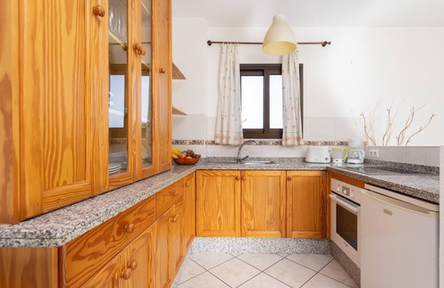 Santa Úrsula Apartamento | Fewo Vistamar mit Meerblick, Pool, grosser Terrasse und Garten, Grill, Parkplatz und WLAN gratis