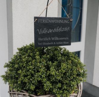 Ueß Apartamento | FeWo Vulkaneifelzeit/nahe Nürburgring