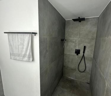 Bekond Apartamento | Fewo Waldblick - Urlaub im Wein & Ferienort Bekond
