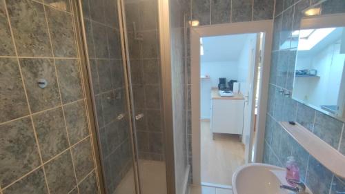 Berlin-Britz Apartamento | FEWO3-1 Zim-2 Einz Bett-2 Pers-Küche-Dusche WC