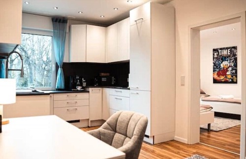 Innenstadt Apartamento | Fewo7/zentrum/balkon/pool/garage
