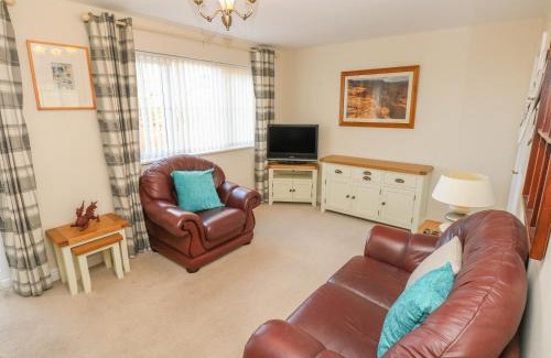 Porthyrhyd Casa | Ffau'r Ddraig