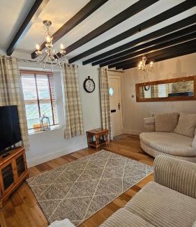 Boncath Casa | Ffoswen Pembrokeshire Holiday Home