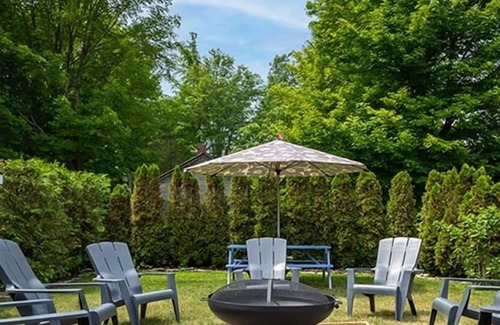 Picton Casa | Field Lodge - Lovely large home by Sandbanks