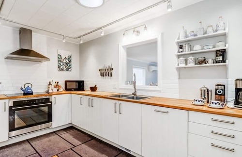 Picton Casa | Field Lodge - Lovely large home by Sandbanks