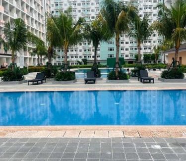 San Dionisio Apartamento | Field Residences Condo Hotel