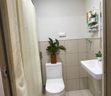 San Dionisio Apartamento | Field Residences Condo Hotel Near Manila Airport
