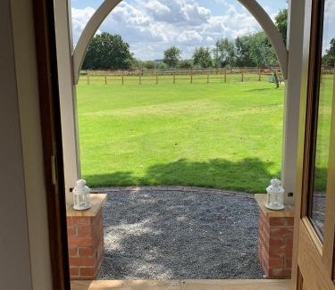 Aubourn Apartamento | Field's Edge